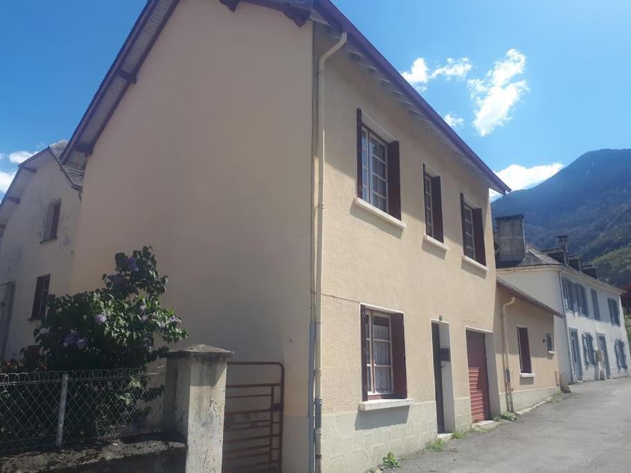 La Maison De Nestalas Pierrefitte-Nestalas Exteriör bild